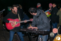 Auch Straßenmusiker gab es am Rande des Rixdorfer Weihnachtsmarkt